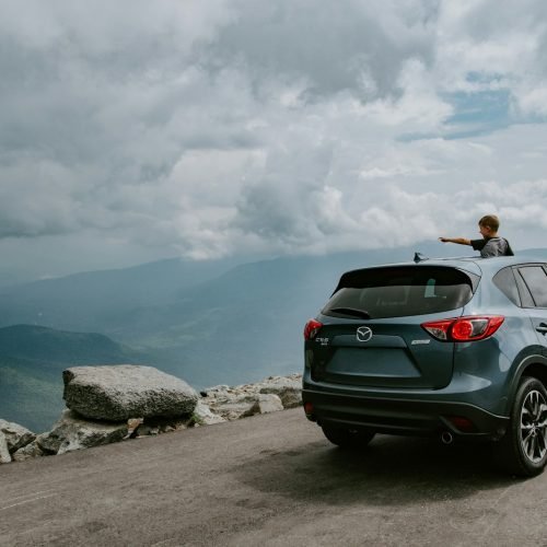 Os Melhores Carros Para Viajar com a Família: Conforto, Segurança e Espaço Interno